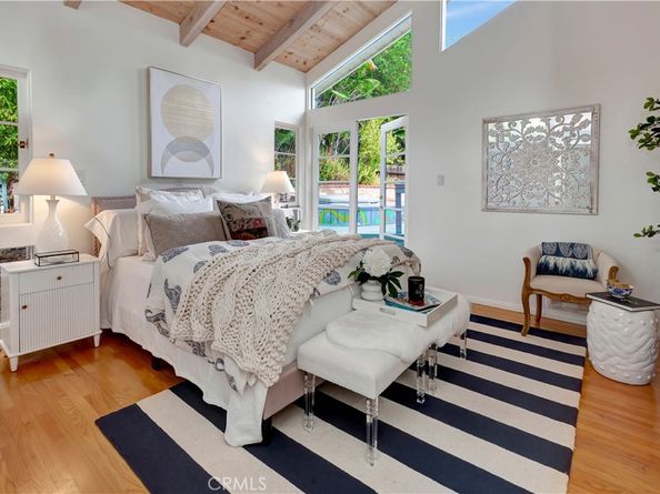 924 Park Avenue, Laguna Beach CA 92651