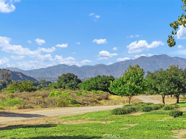193 Seacountry Lane, Rancho Santa Margarita CA 92688