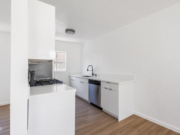 924 N Kingsley Drive, Los Angeles CA 90029