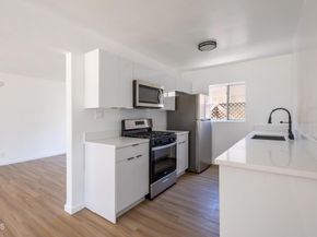 924 N Kingsley Drive, Los Angeles CA 90029