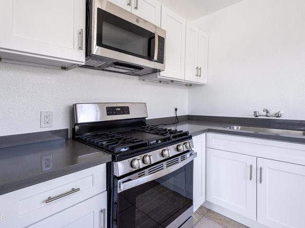 924 N Kingsley Drive, Los Angeles CA 90029