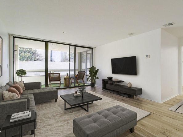 121 S Hope Street 321, Los Angeles CA 90012