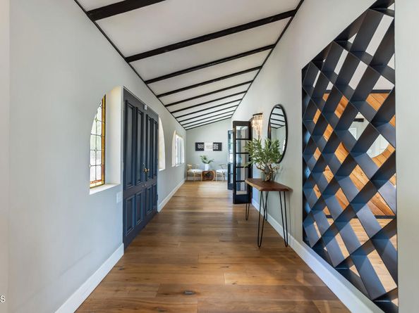 3643 Hampstead Road, Glendale CA 91206