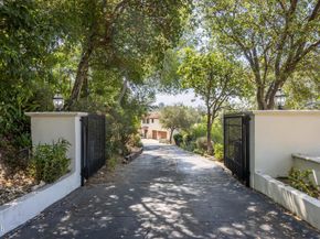 3643 Hampstead Road, Glendale CA 91206