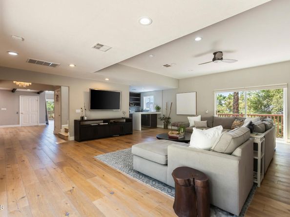 3643 Hampstead Road, Glendale CA 91206