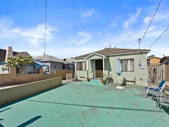 425 S Humphreys Avenue