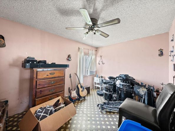 425 S Humphreys Avenue, Los Angeles CA 90022