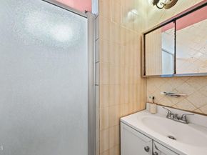 425 S Humphreys Avenue, Los Angeles CA 90022