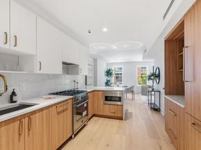 225 Montgomery St 2, Jersey City NJ 07302