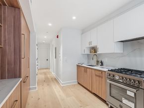 225 Montgomery St 2, Jersey City NJ 07302