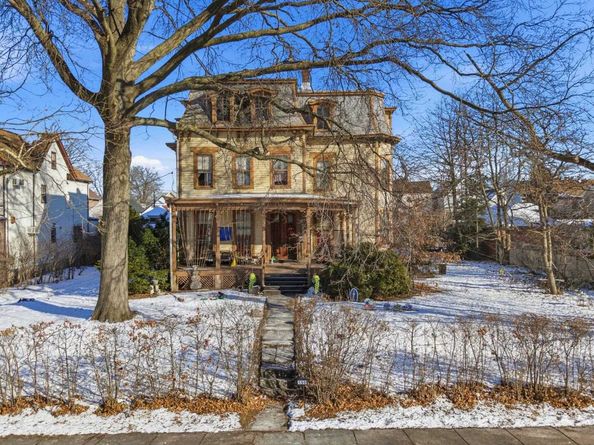 100 Broadway, Bayonne NJ 07002