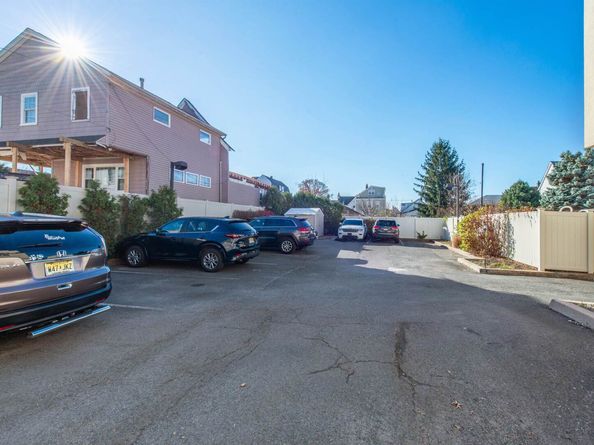 604 Avenue A 104, Bayonne NJ 07002