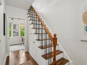 75 1/2 Erie St, Jersey City NJ 07302