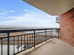 730 Harmon Cove Tower, Secaucus NJ 07094