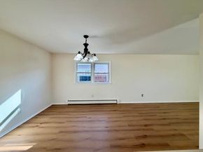 71 Linnet St, Bayonne NJ 07002