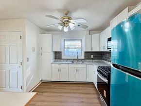 71 Linnet St, Bayonne NJ 07002
