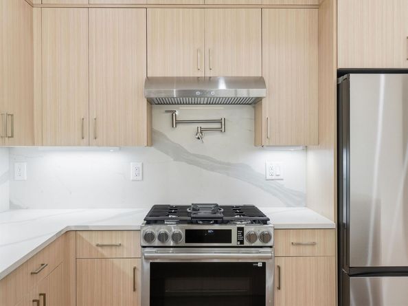 152 Bleecker St 2, Jersey City NJ 07307