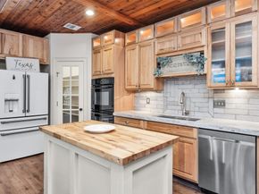 628 Catfish Lane, Conroe TX 77384