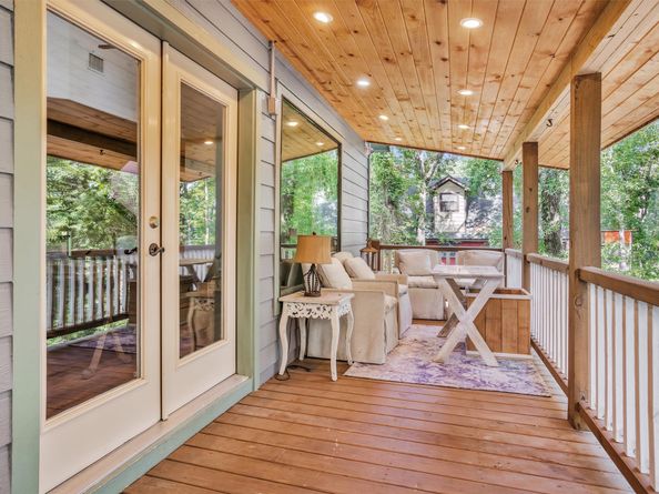 628 Catfish Lane, Conroe TX 77384