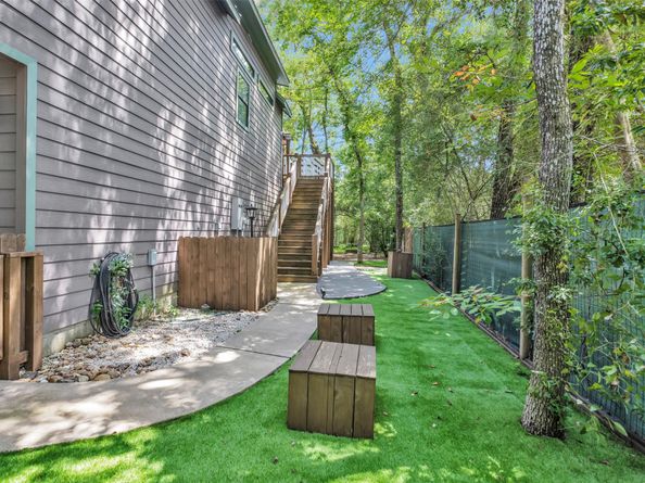628 Catfish Lane, Conroe TX 77384