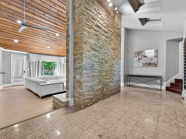 11603 Highgrove Drive, Houston TX 77077