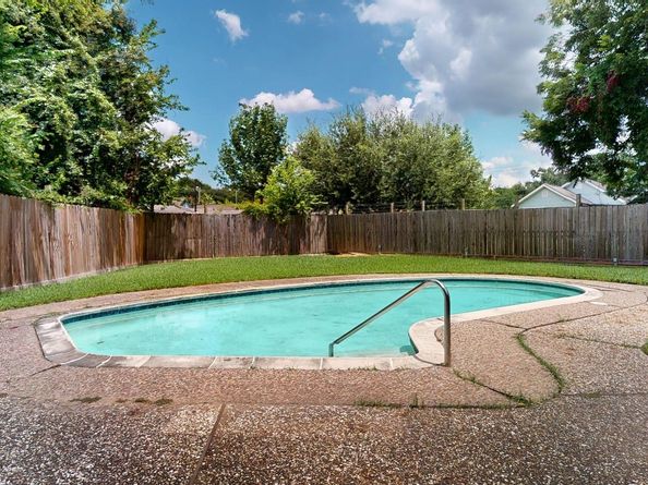 7004 Santa Maria Street, Houston TX 77023