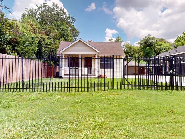 7004 Santa Maria Street, Houston TX 77023