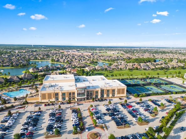 18615 Parkland Crossing, Cypress TX 77433