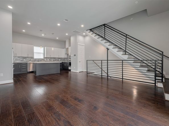 2105 Engelmohr Street G, Houston TX 77054