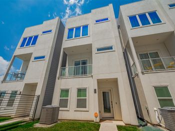 2105 Engelmohr Street