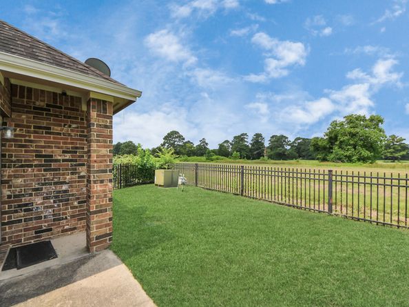 8428 Willow Loch Drive, Spring TX 77379