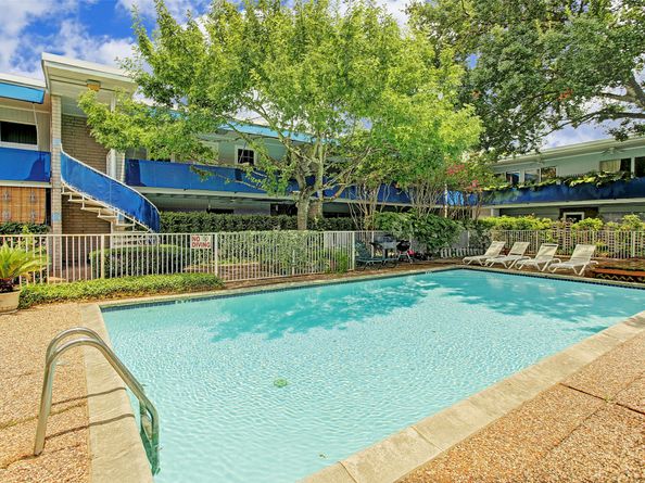 3271 Sul Ross Street 4, Houston TX 77098