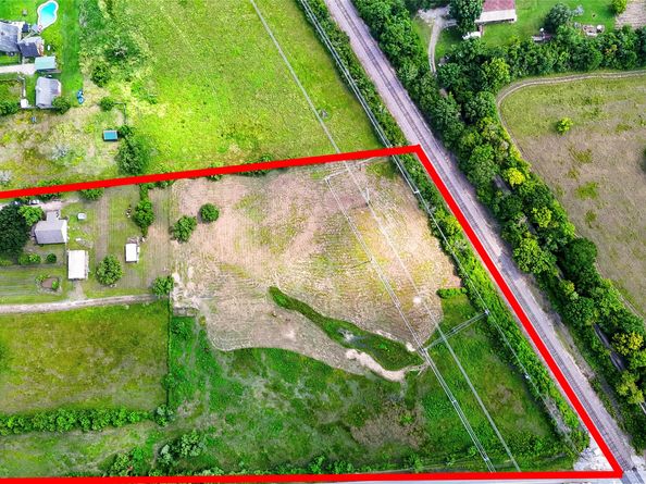 922 Agg Road, Tomball TX 77375