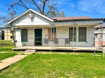 1317 Moody Street