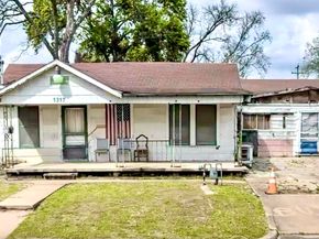 1317 Moody Street, Houston TX 77009
