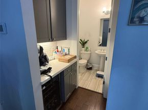 1262 N Post Oak Road B, Houston TX 77055