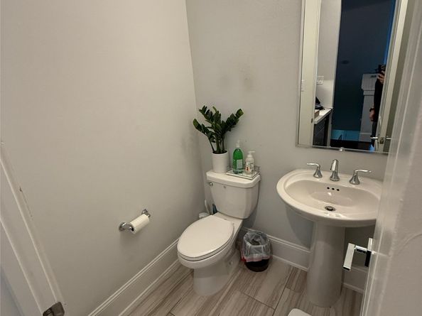 1262 N Post Oak Road B, Houston TX 77055