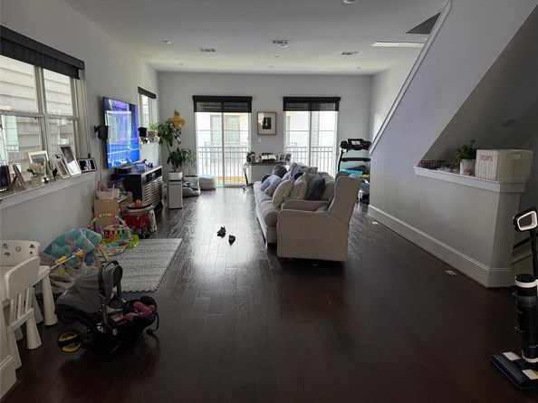 1262 N Post Oak Road B, Houston TX 77055