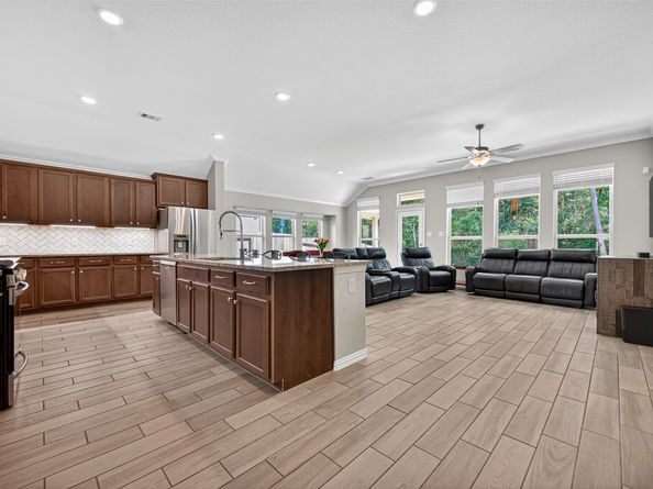 4550 Shallow Ember Drive, Spring TX 77386