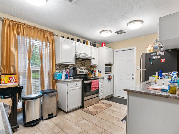 11907 Fairbury Drive, Houston TX 77089