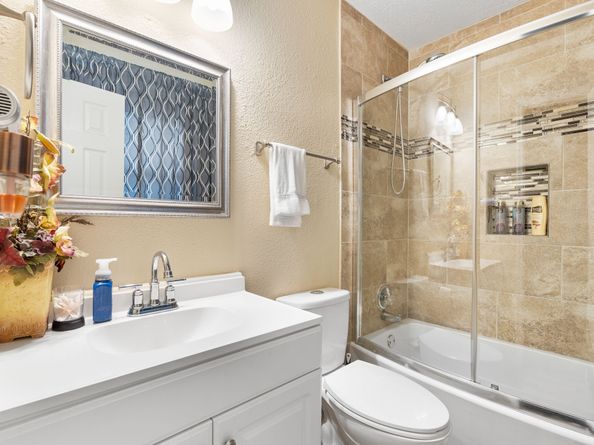 11907 Fairbury Drive, Houston TX 77089