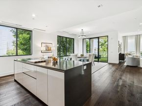 5104 Caroline Street 202, Houston TX 77004