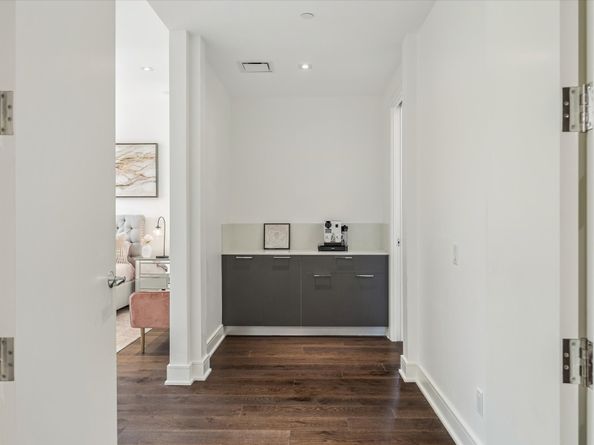 5104 Caroline Street 202, Houston TX 77004