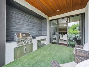 5104 Caroline Street 202, Houston TX 77004
