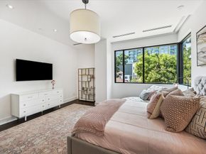 5104 Caroline Street 202, Houston TX 77004