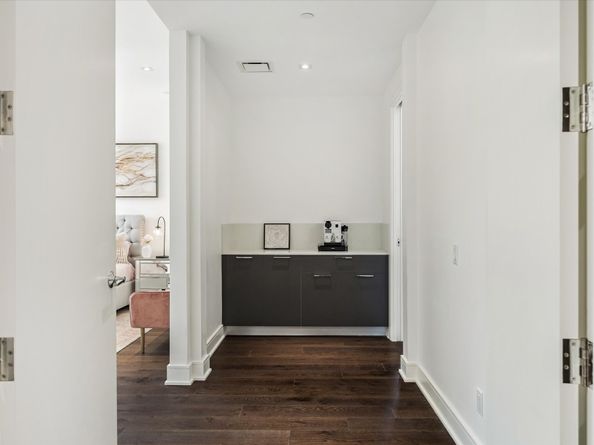 5104 Caroline Street 202, Houston TX 77004