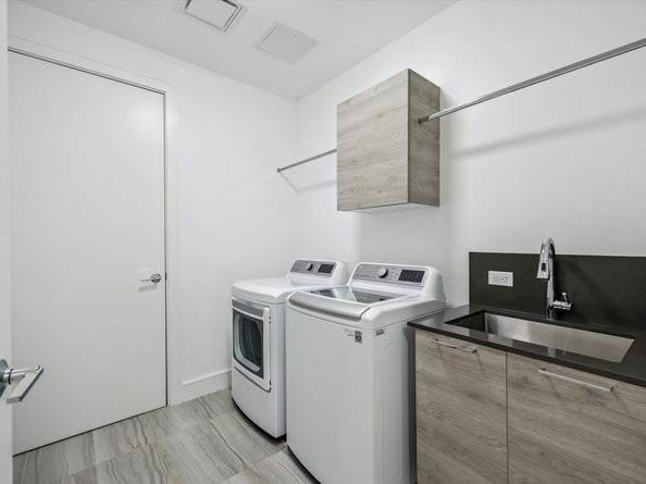 5104 Caroline Street 202, Houston TX 77004