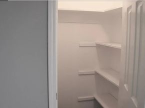 2101 Fountain View Dr 1A, Houston TX 77057