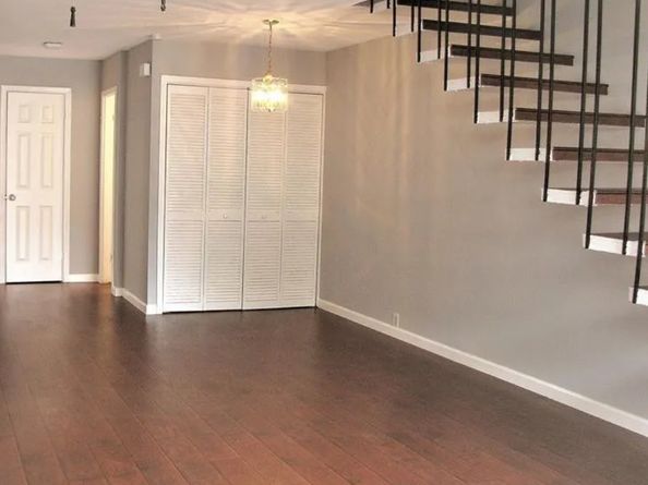 2101 Fountain View Dr 1A, Houston TX 77057