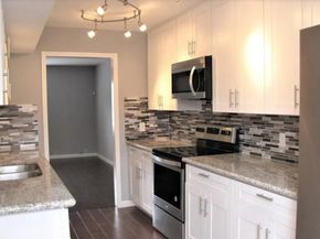 2101 Fountain View Dr 1A, Houston TX 77057